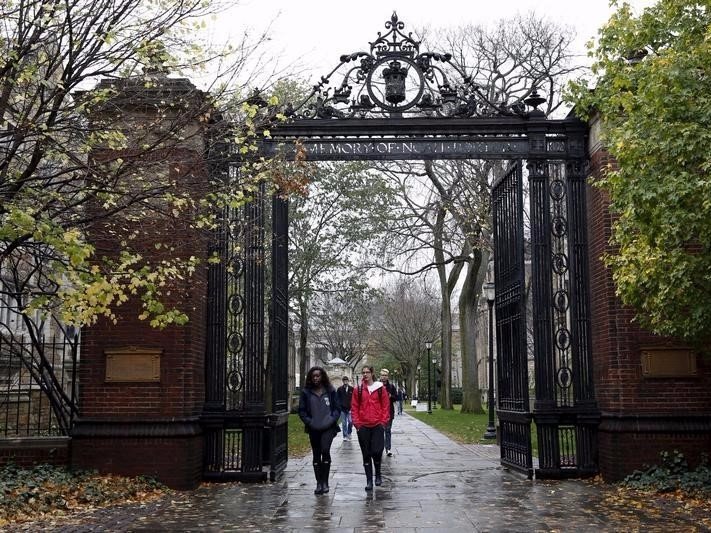Students walk on the campus of Yale University in New Haven, Connecticut November 12, 2015. REUTERS/Shannon Stapleton