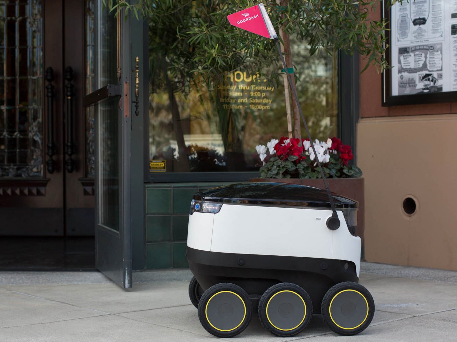 starship enterprises doordash robot delivery 3001