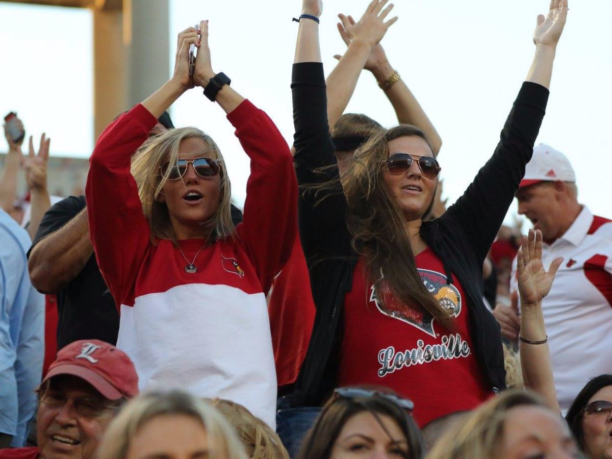 20. University of Louisville — Cardinal pride is universal at Louisville. Students from all corners of campus come together to support their student athletes.