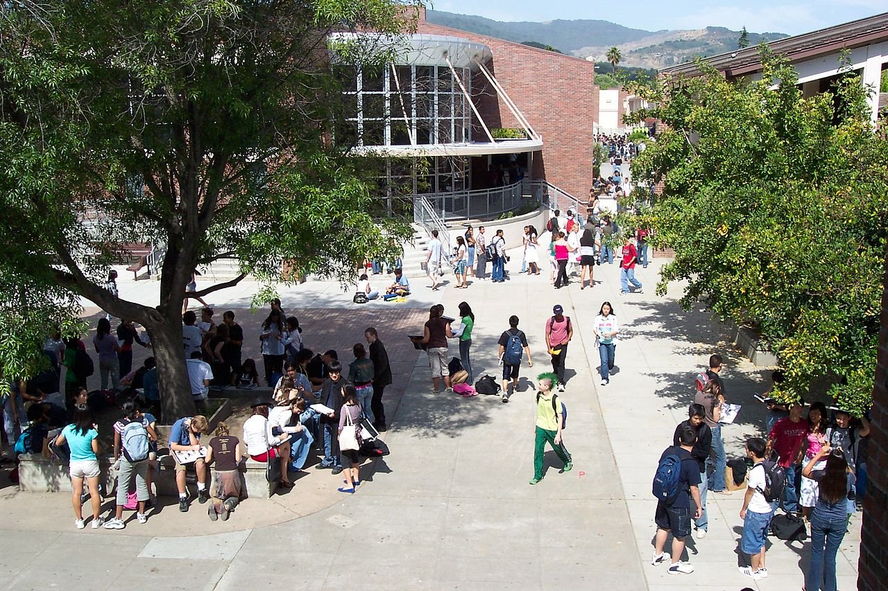 Monta Vista High School