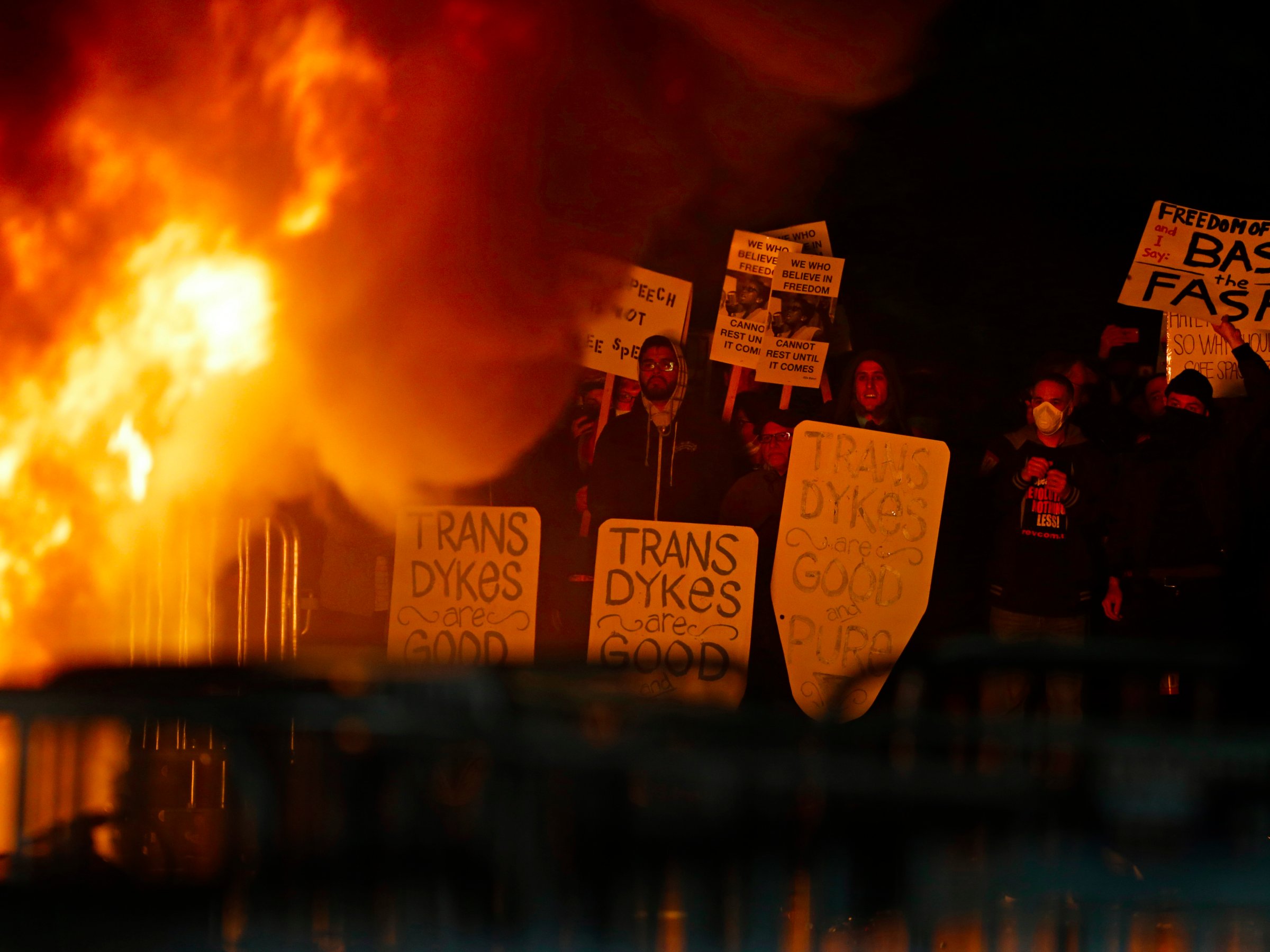 UC Berkeley Milo Yiannopoulos protests