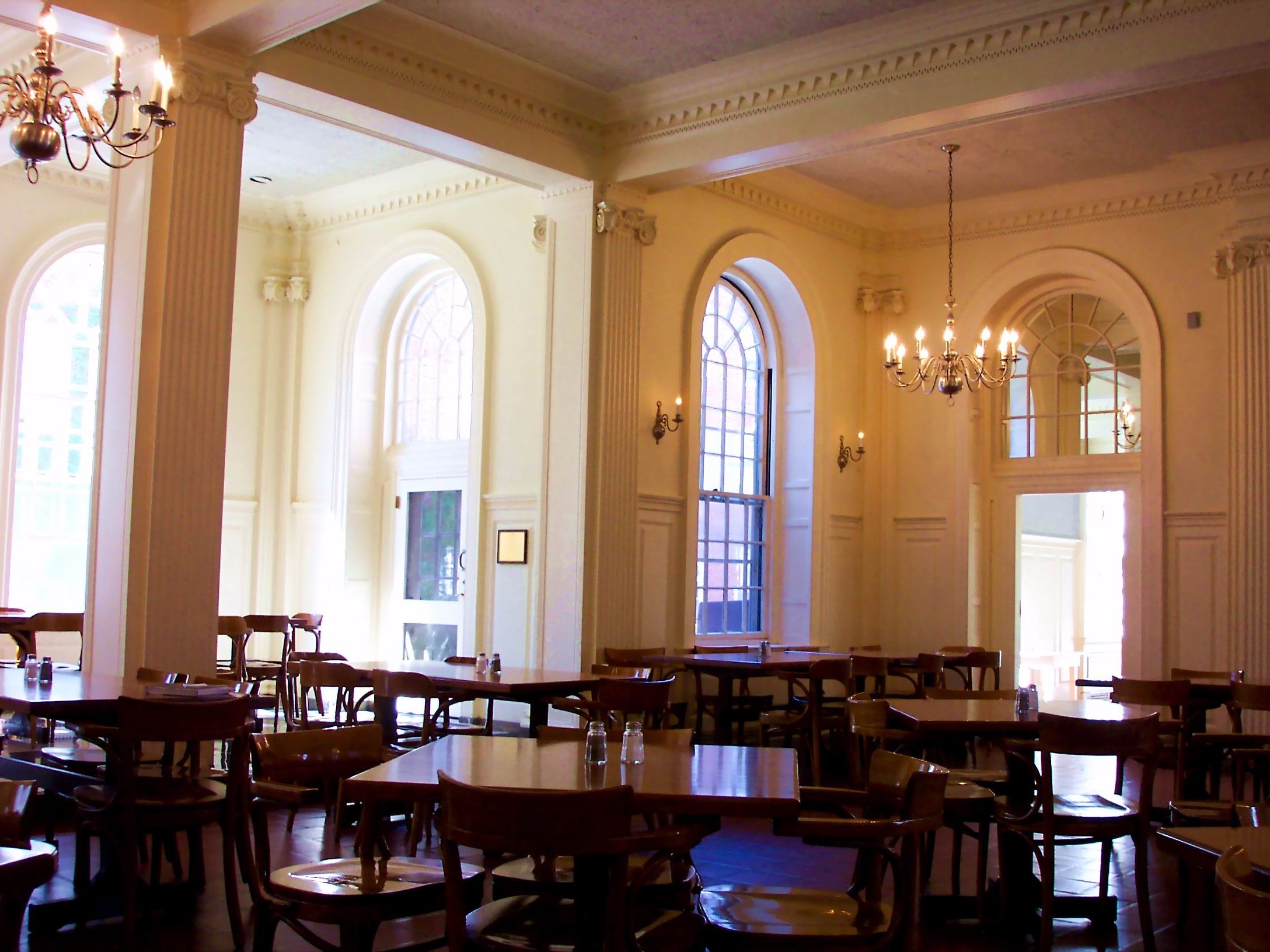 kirkland dining hall harvard