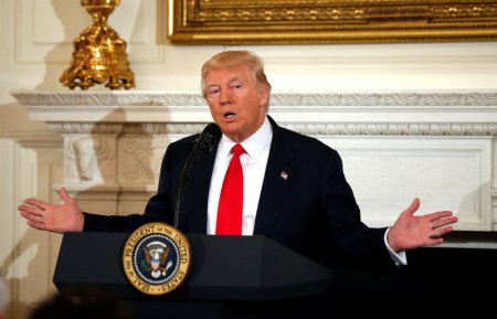 U.S. President Donald Trump speaks at the National Governors Association meeting at the White House in Washington, U.S. February 27, 2017.  REUTERS/Kevin Lamarque