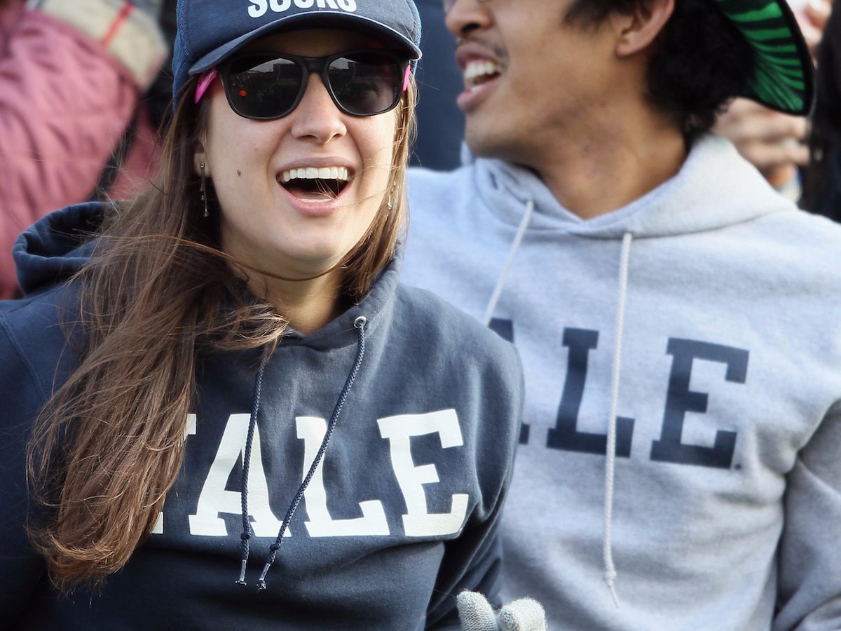 Yale University Students Fans Harvard Sucks